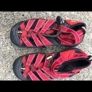 Keen waterproof kids shoes